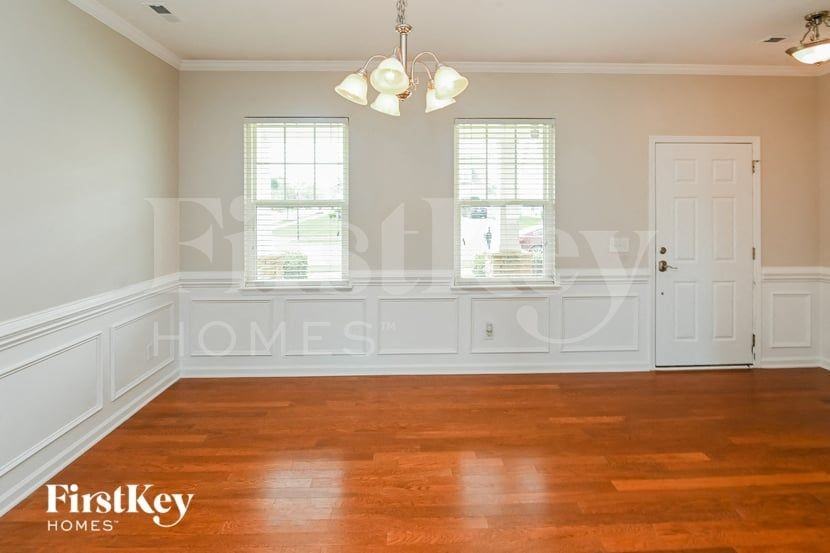 4637 Triumph Dr Sw - Photo 6 of 15