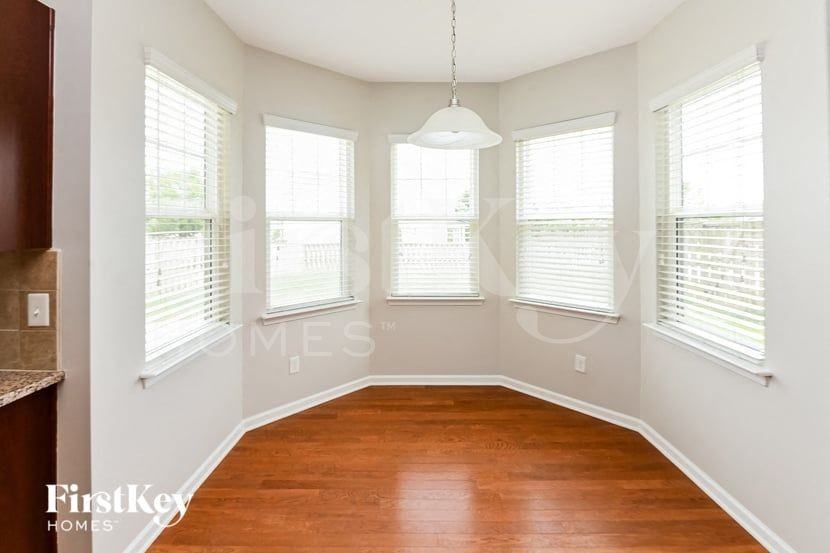 4637 Triumph Dr Sw - Photo 7 of 15