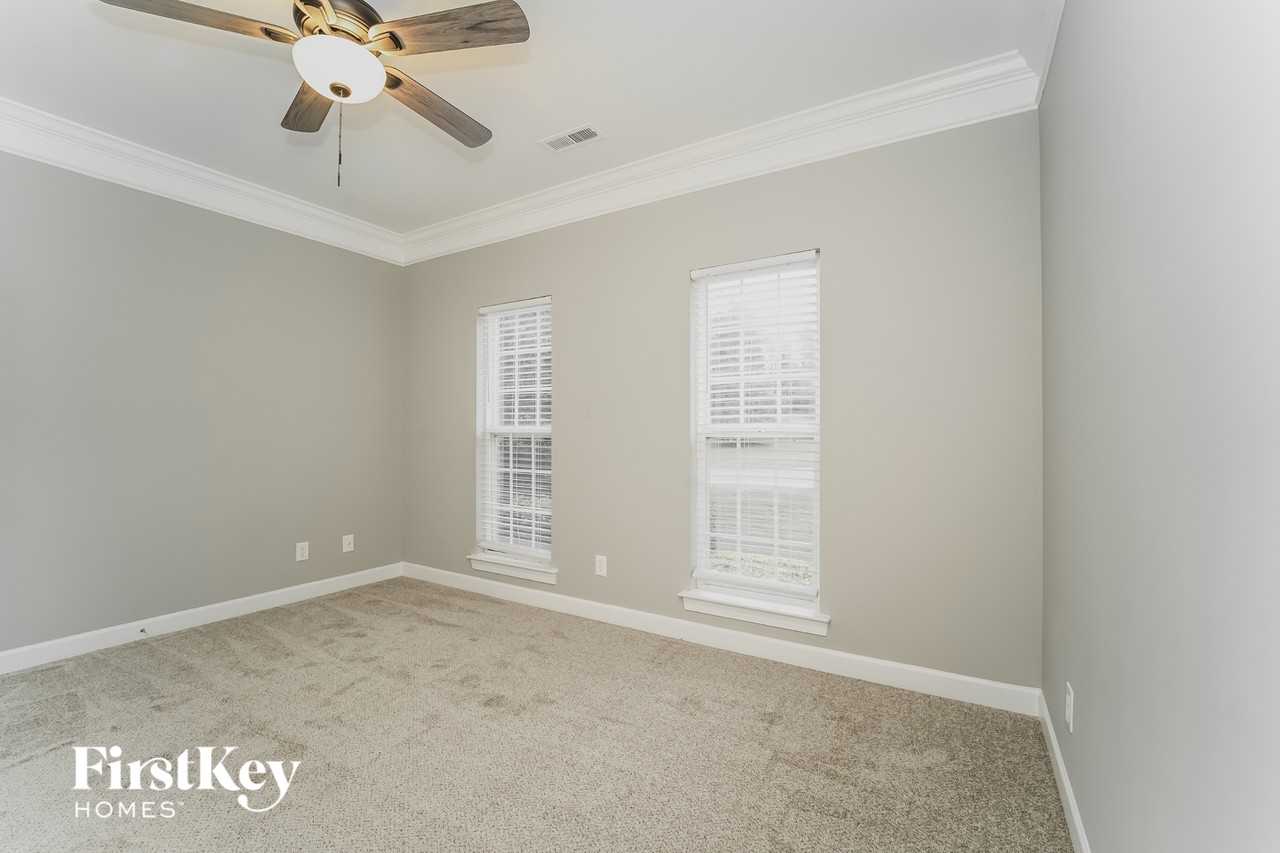 1240 Blackstone Ct Nw - Photo 7 of 15