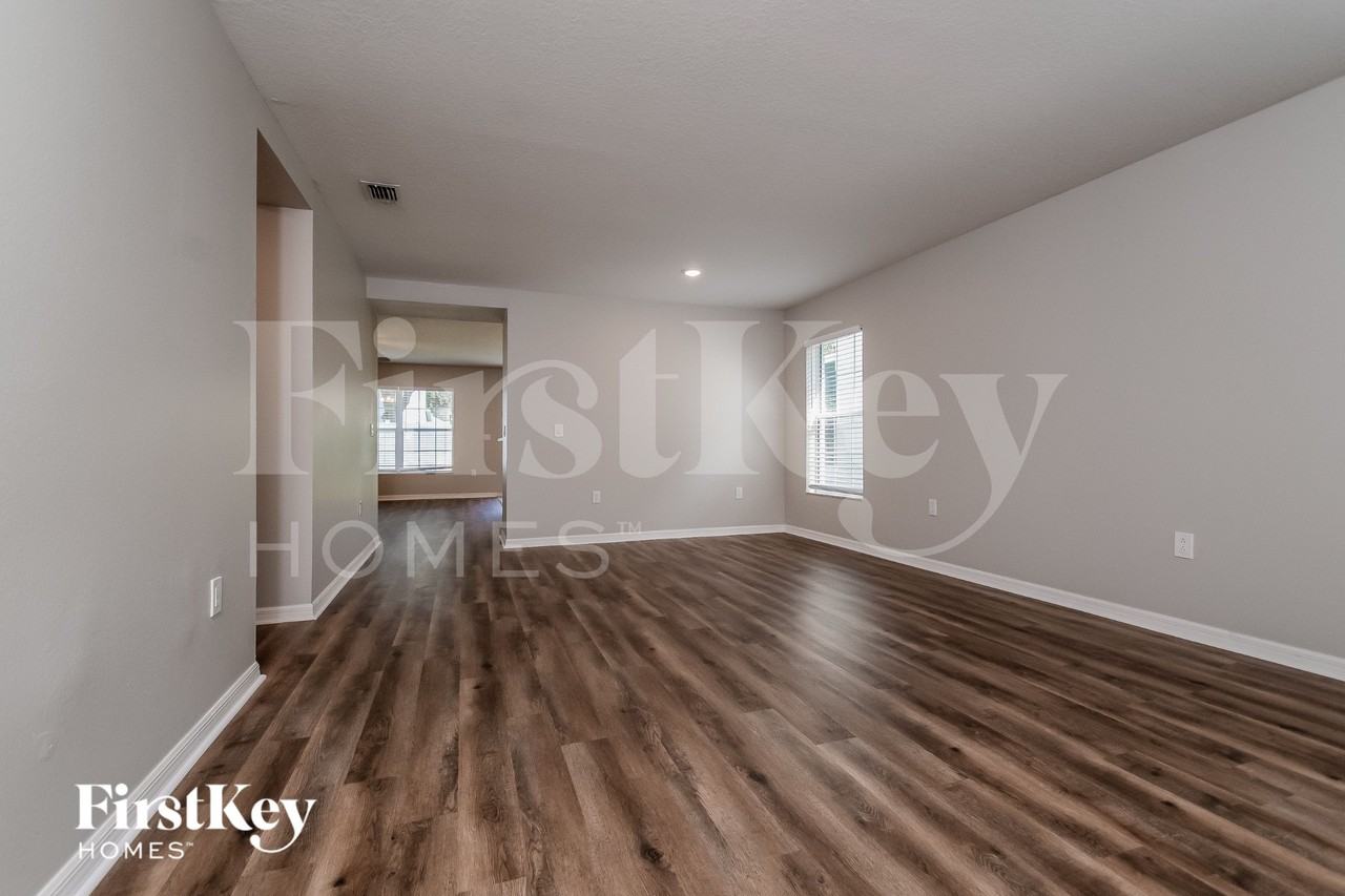 6623 Waterton Dr - Photo 2 of 16