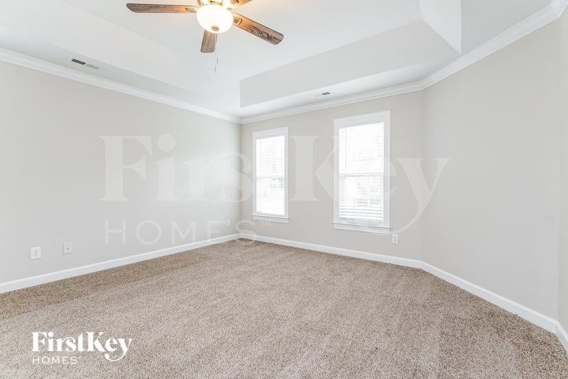 414 Winfred Dr - Photo 7 of 15