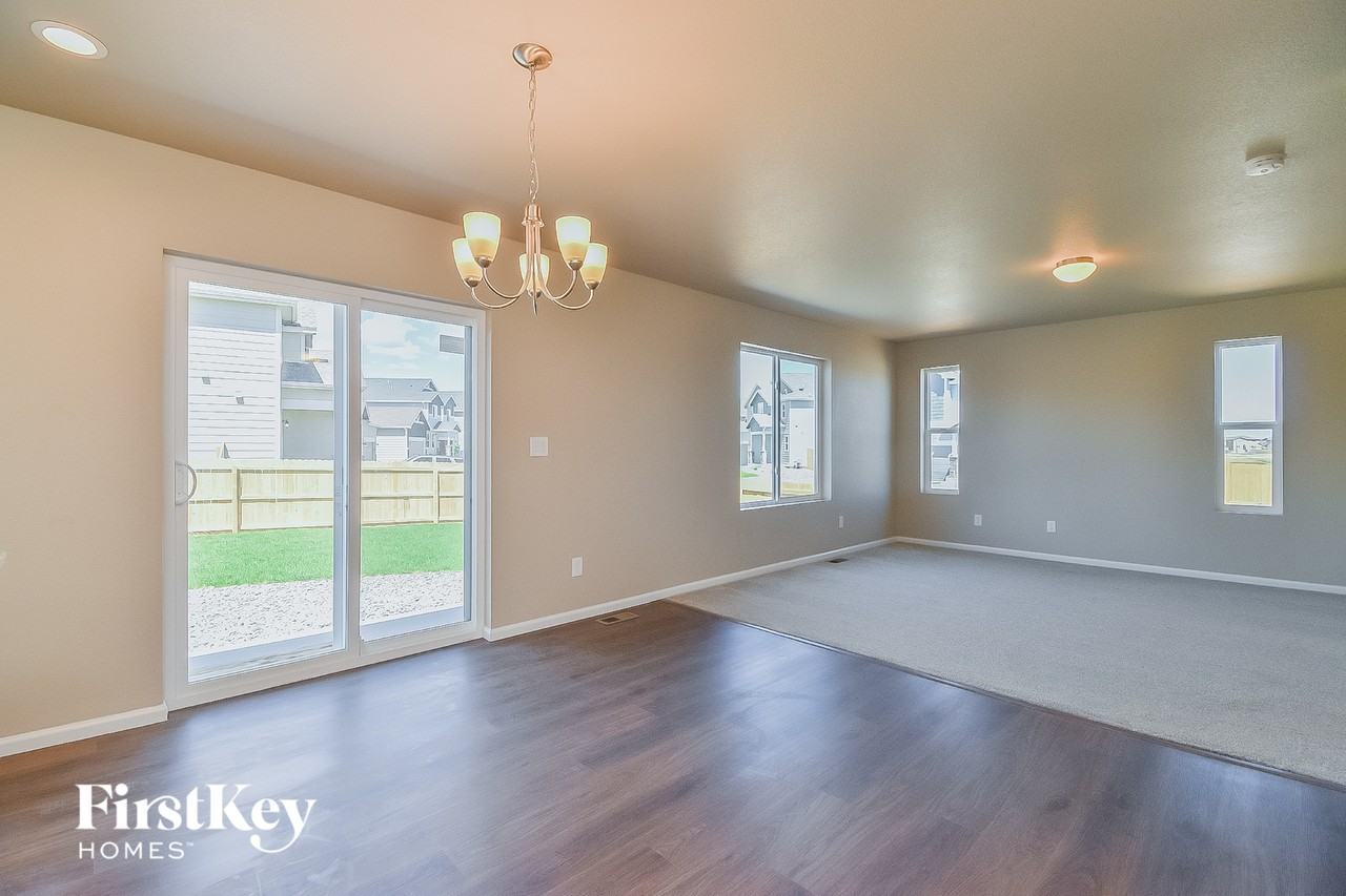 6922 Shunka Ln - Photo 4 of 15
