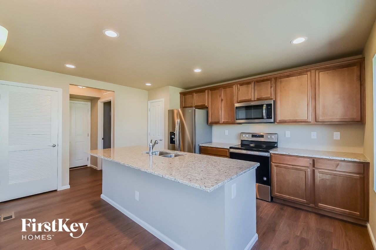 6922 Shunka Ln - Photo 5 of 15