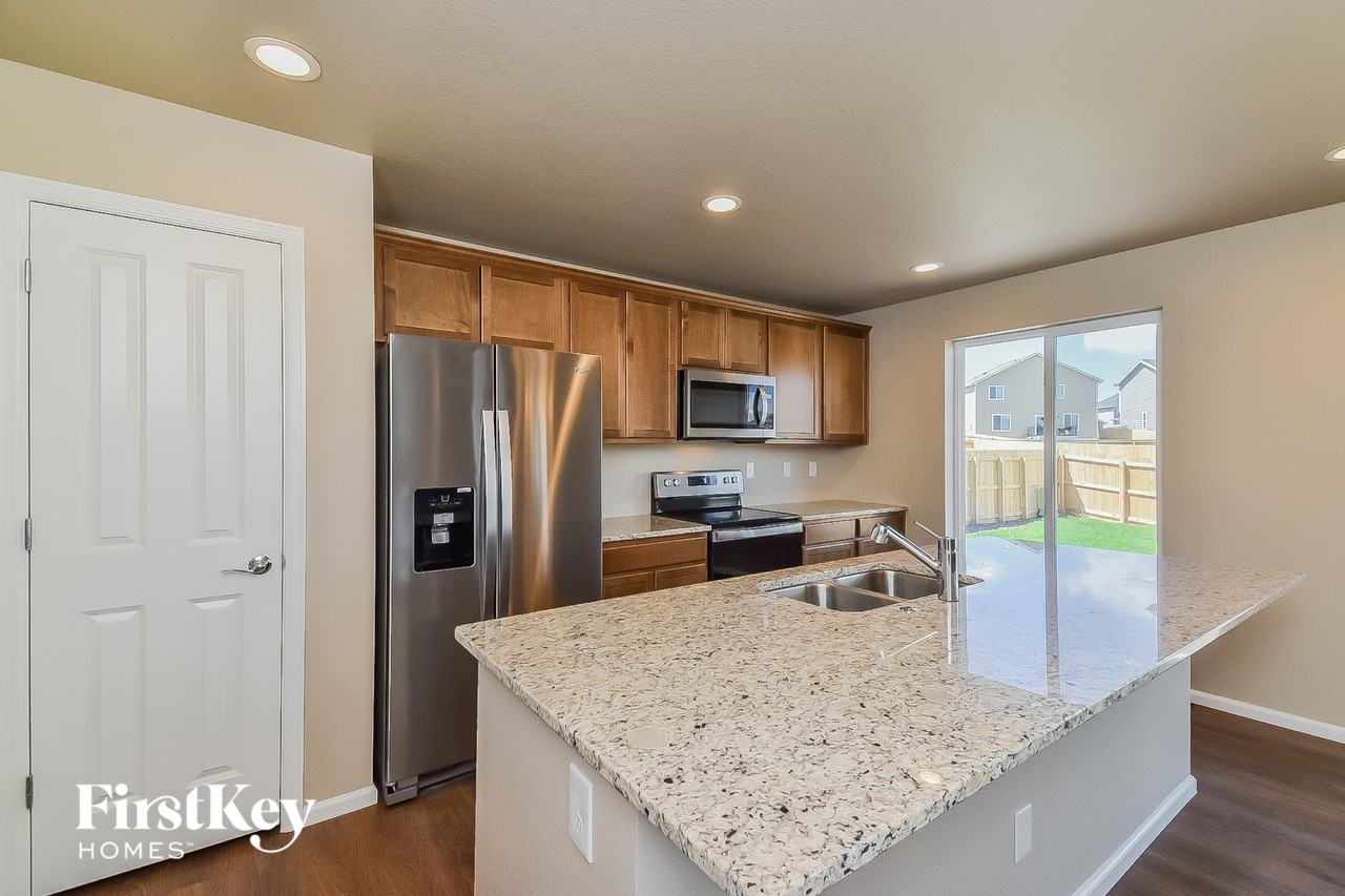 6922 Shunka Ln - Photo 6 of 15