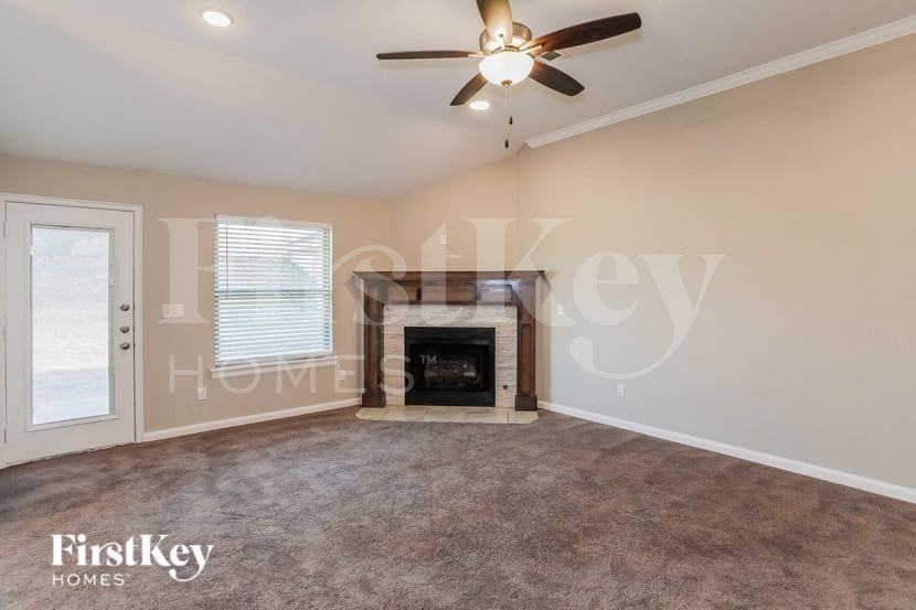9200 Sw 48th Ter - Photo 2 of 15