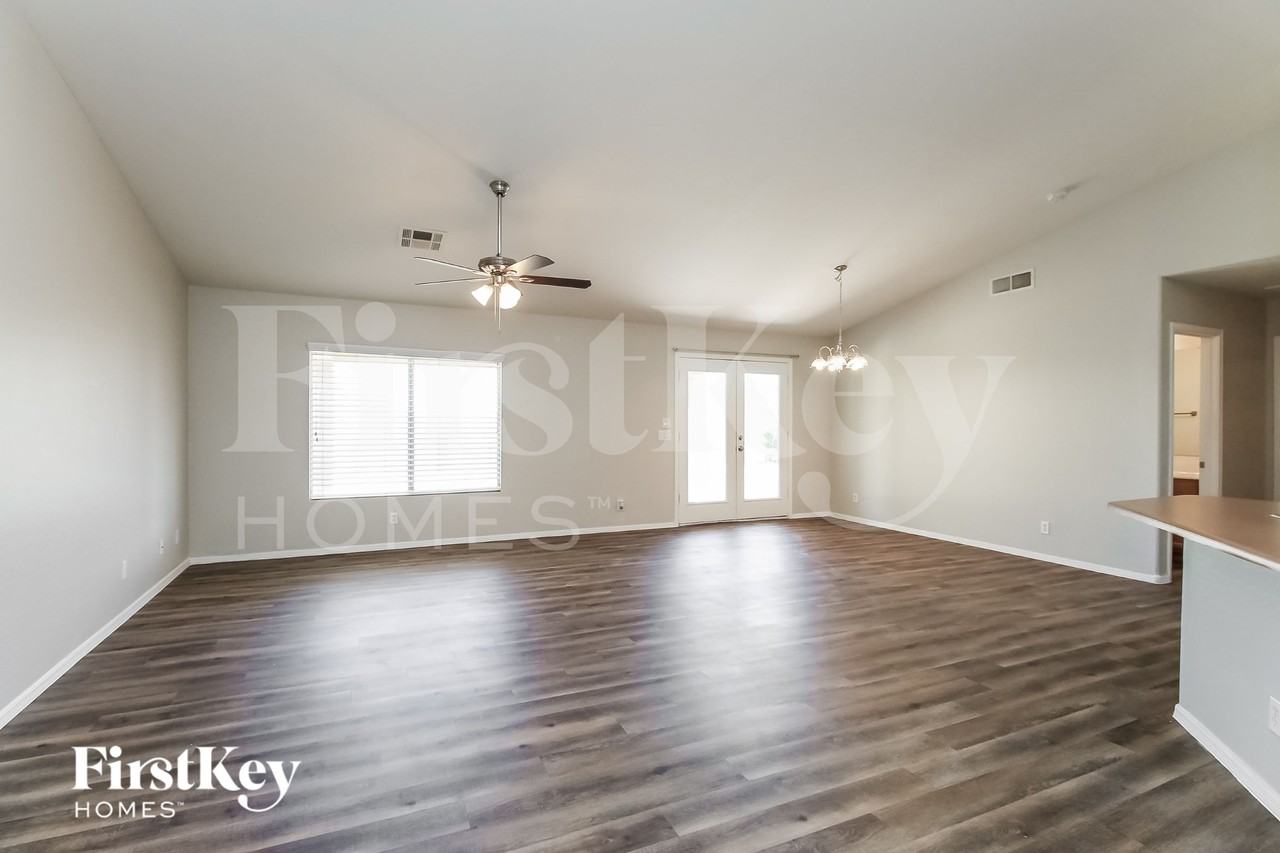 4082 E Meadow Lark Way - Photo 6 of 15