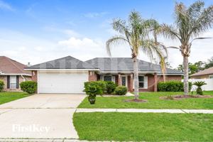 featured image of 1242 Summit Oaks Dr E