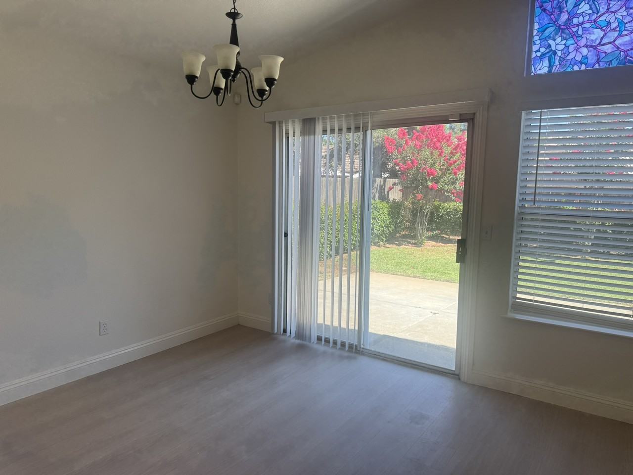 2304 E Decatur Ave #1 - Photo 4 of 17