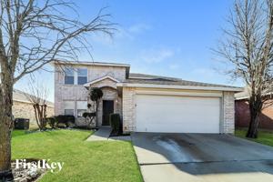 featured image of 3913 Fox Run Dr