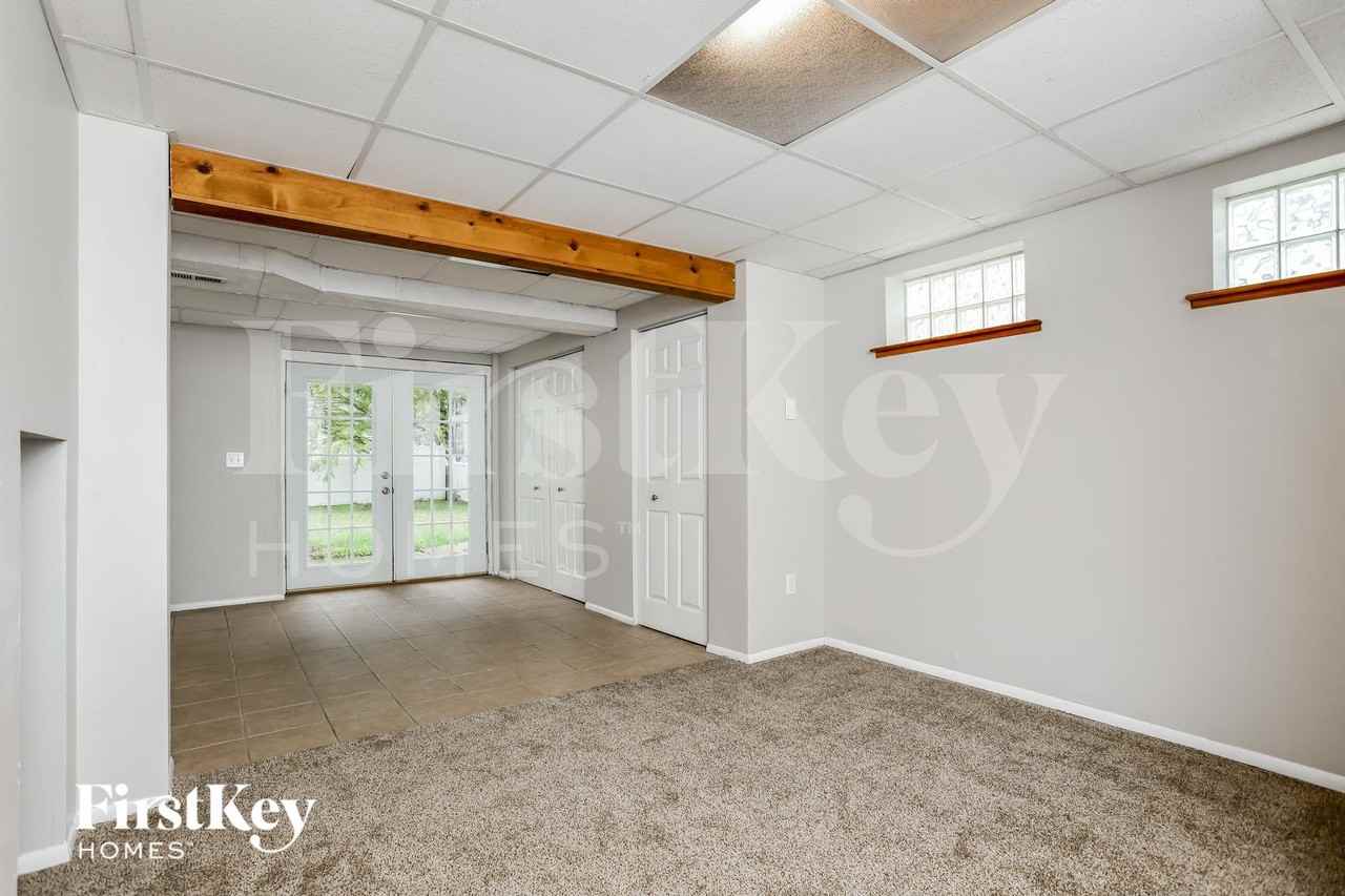1141 Ashford Place Dr - Photo 7 of 15