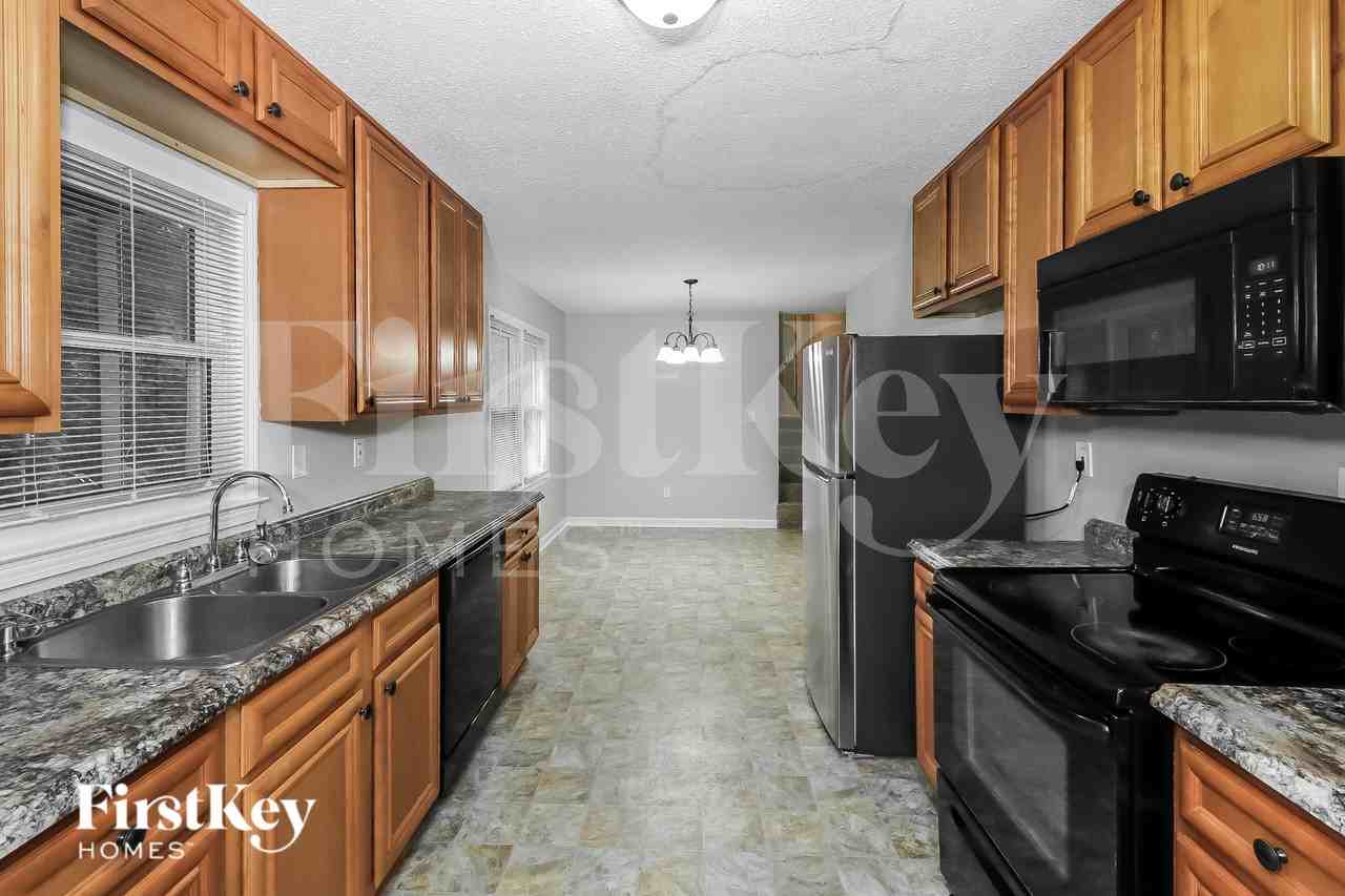 4007 Wells Cir - Photo 7 of 16