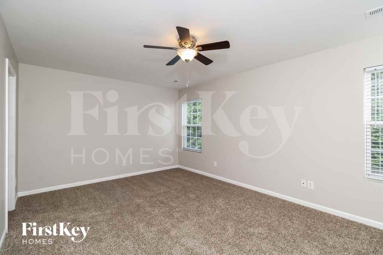 169 Silver Creek Trl - Photo 6 of 15