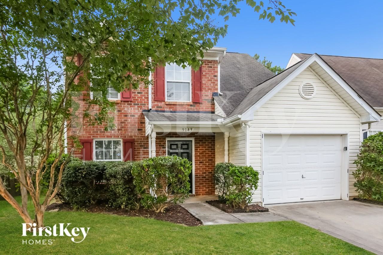 9143 Simonton Dr - Photo 3 of 16