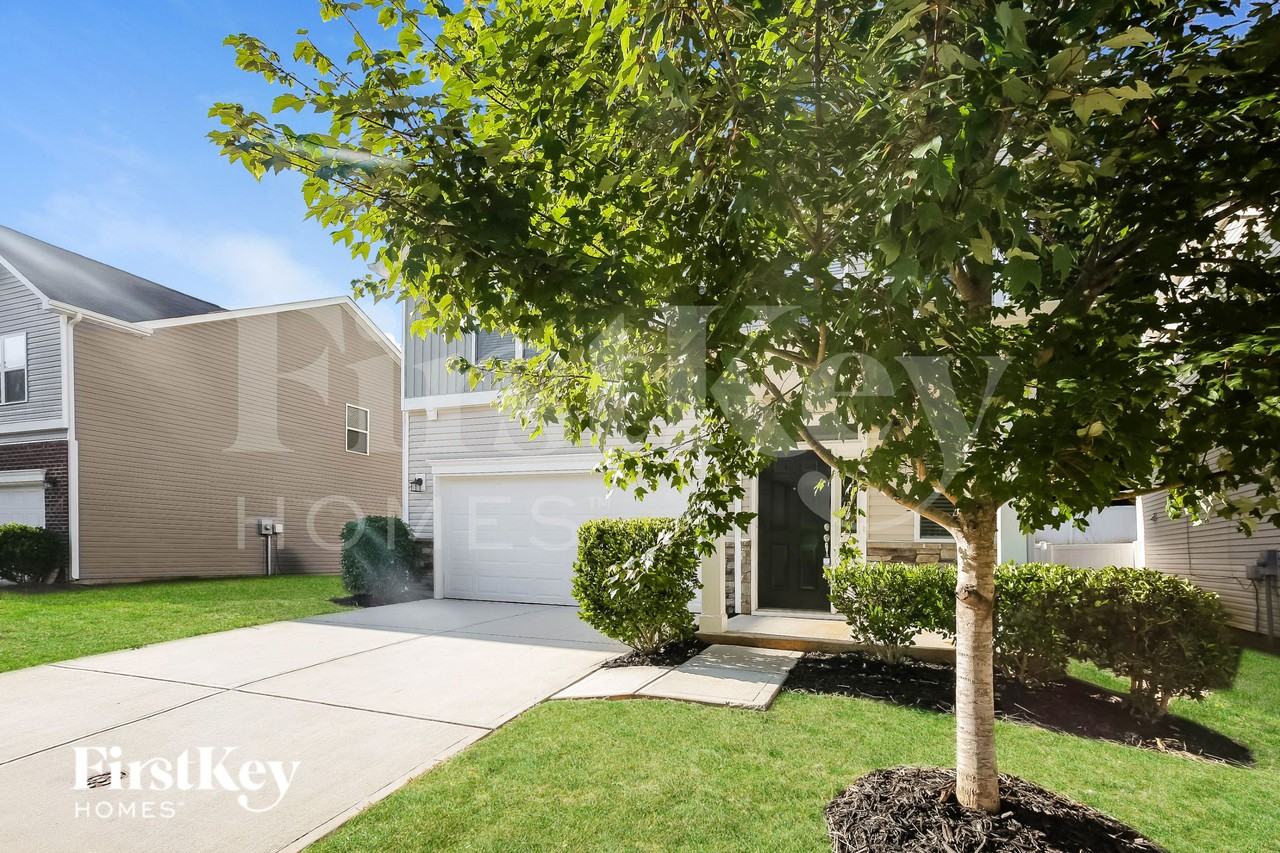 9520 Blue Knoll Ct - Photo 3 of 16