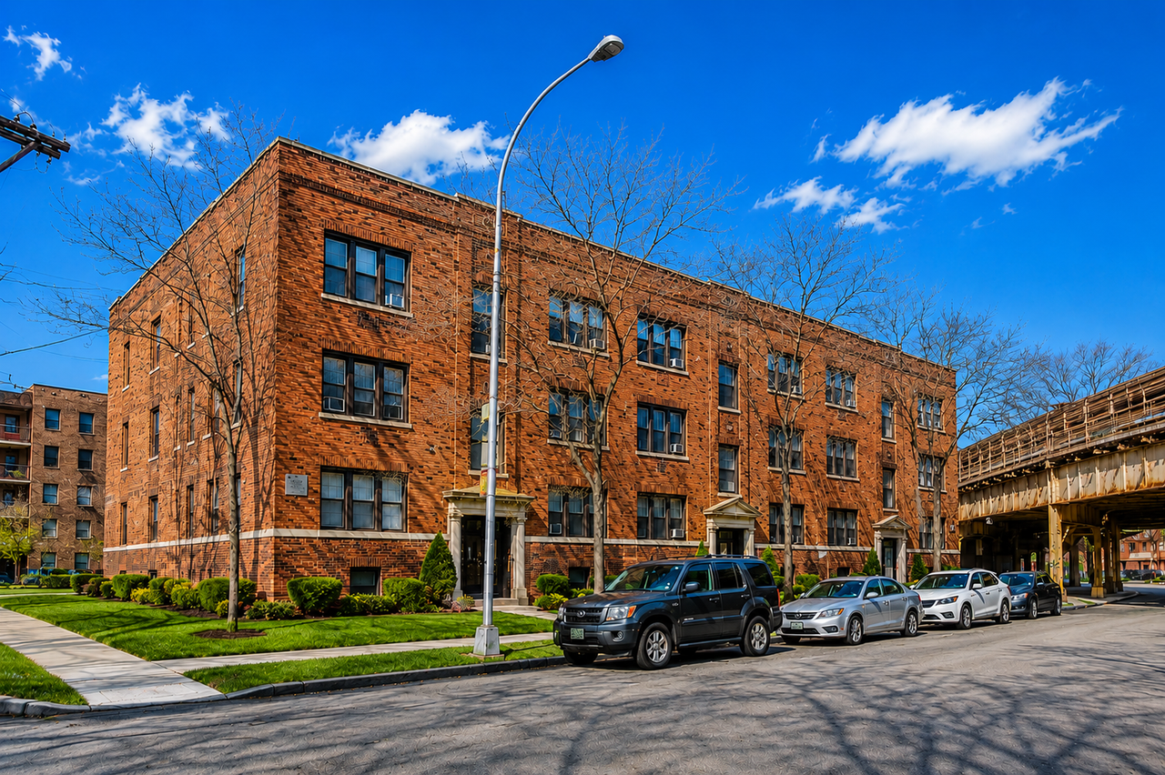 7416 North Ashland BoulevardApt 1 #7416-1 - Photo 6 of 21