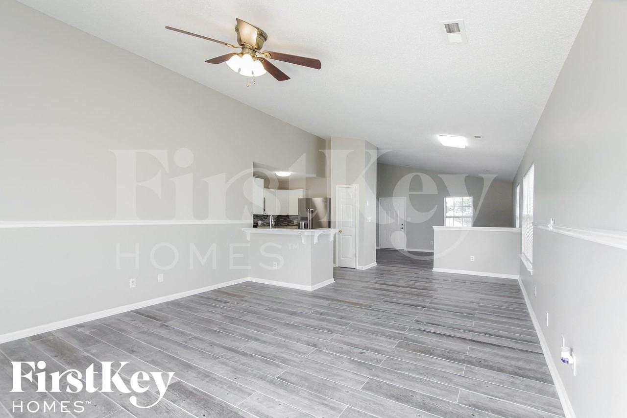 9610 Rau Ct - Photo 3 of 15