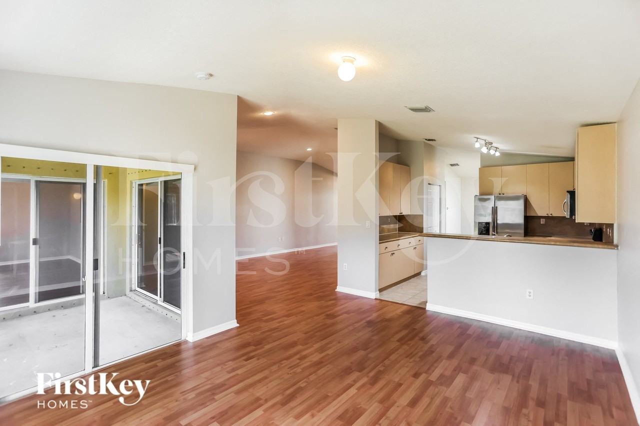 8962 Swterrace - Photo 5 of 15