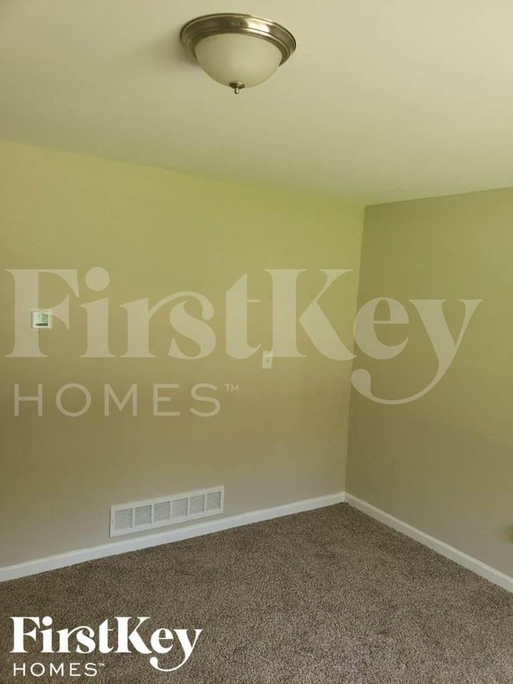 6741 Fallawater Cir - Photo 2 of 9