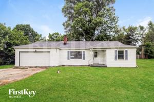 featured image of 5614 N Victoria Dr