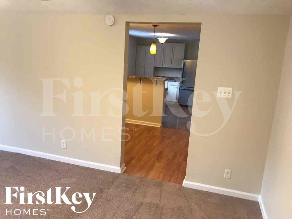4801 Leone Dr - Photo 7 of 16