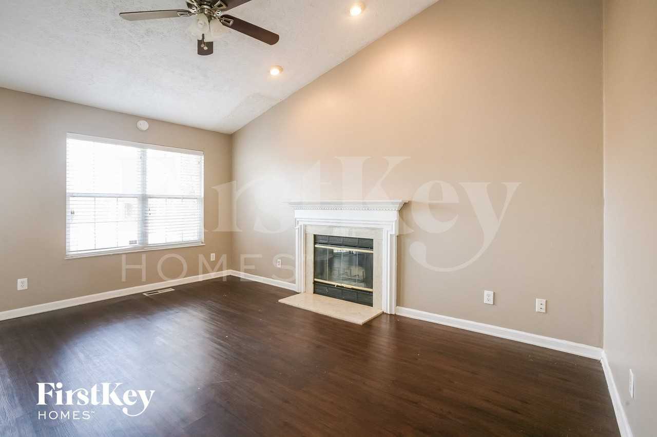 3839 Libra Ln - Photo 2 of 14