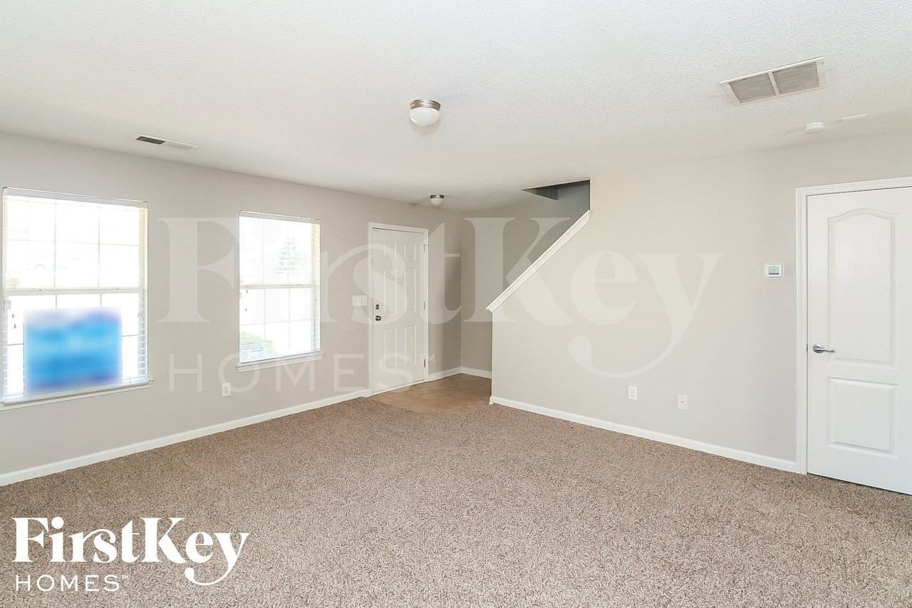 3585 Parc Cir Sw - Photo 3 of 15