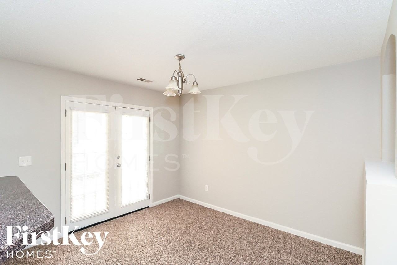 3585 Parc Cir Sw - Photo 5 of 15