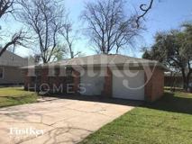 3105 Mckinney Dr - Photo 1 of 1