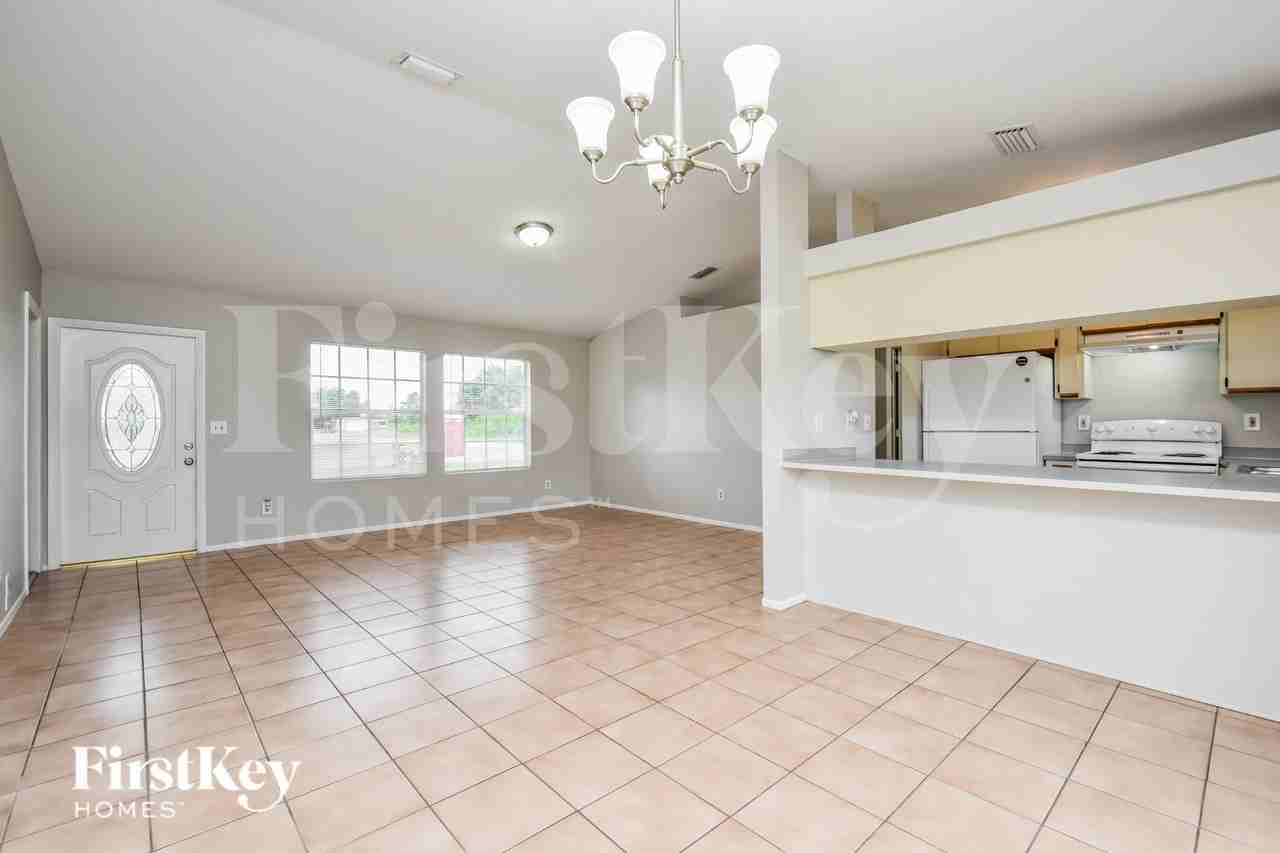 2506 18th St Sw - Photo 5 of 18