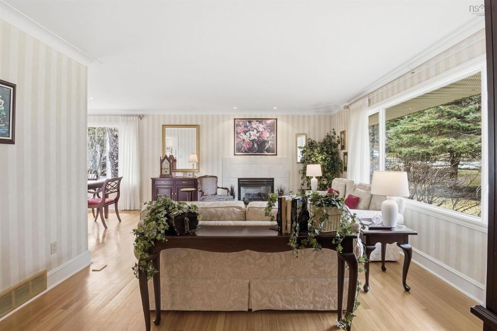 22 Donaldson Ave #1 - Photo 3 of 35