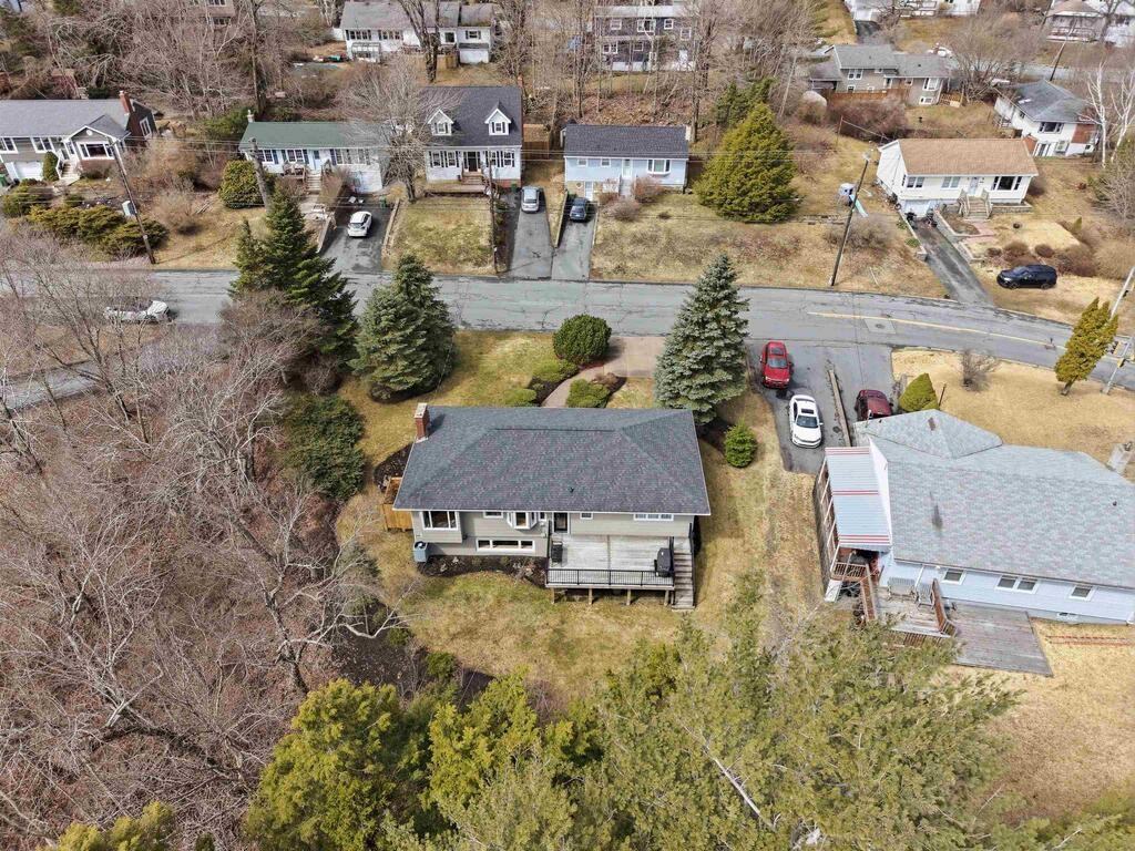 22 Donaldson Ave #1 - Photo 5 of 35