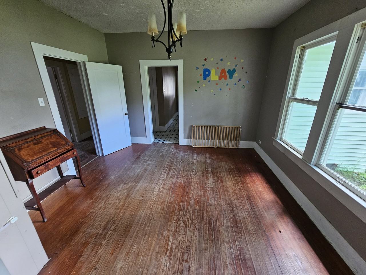 1505 Quevado St #1 - Photo 5 of 9