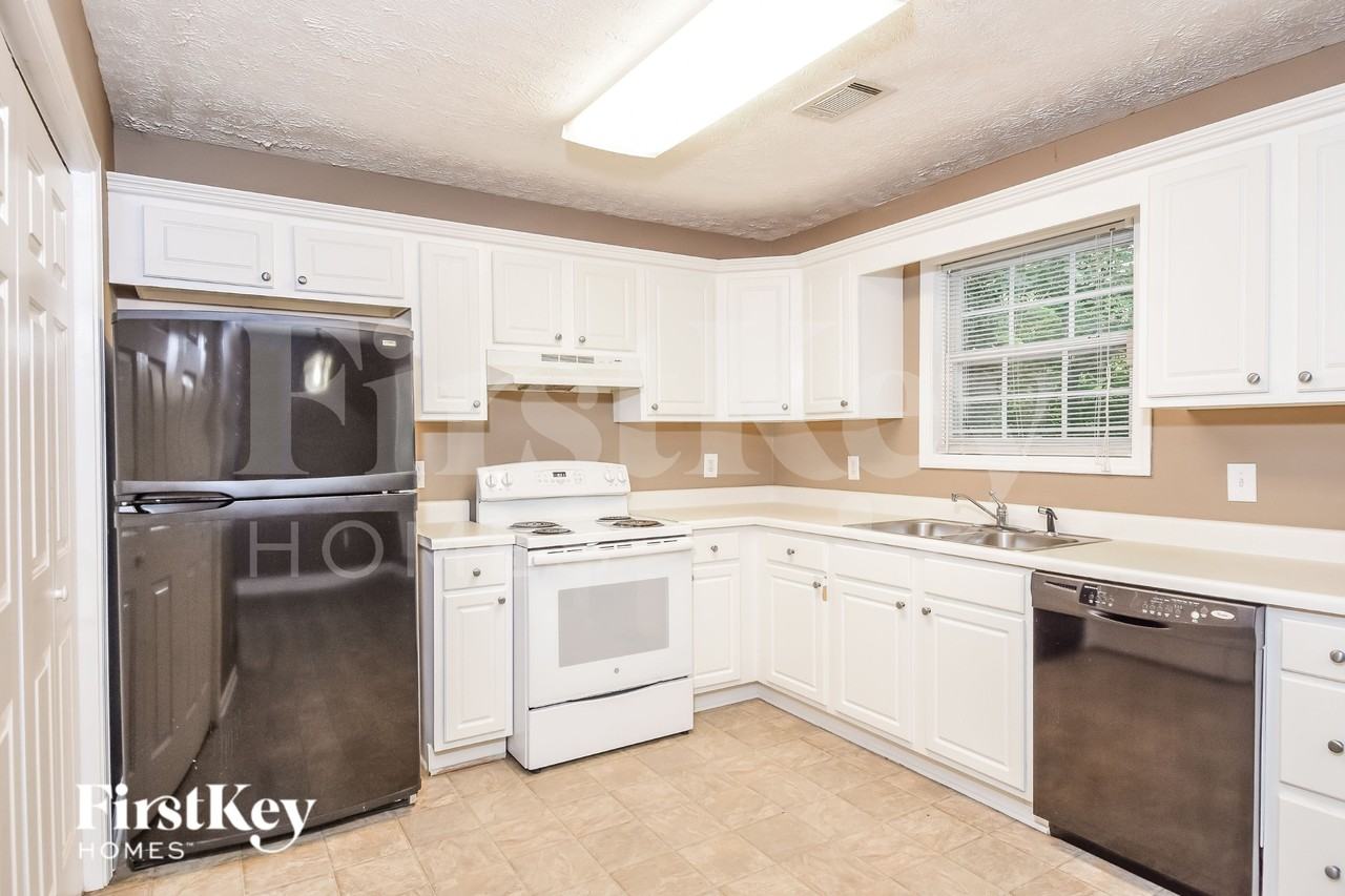 2248 Lake Ranch Ct - Photo 7 of 16