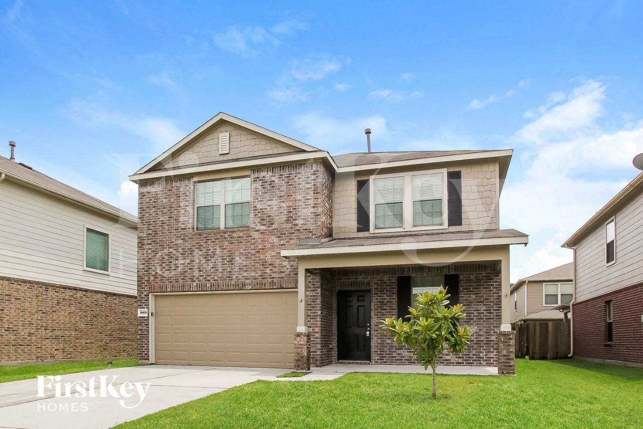 16406 Peyton Stone Cir - Photo 2 of 15