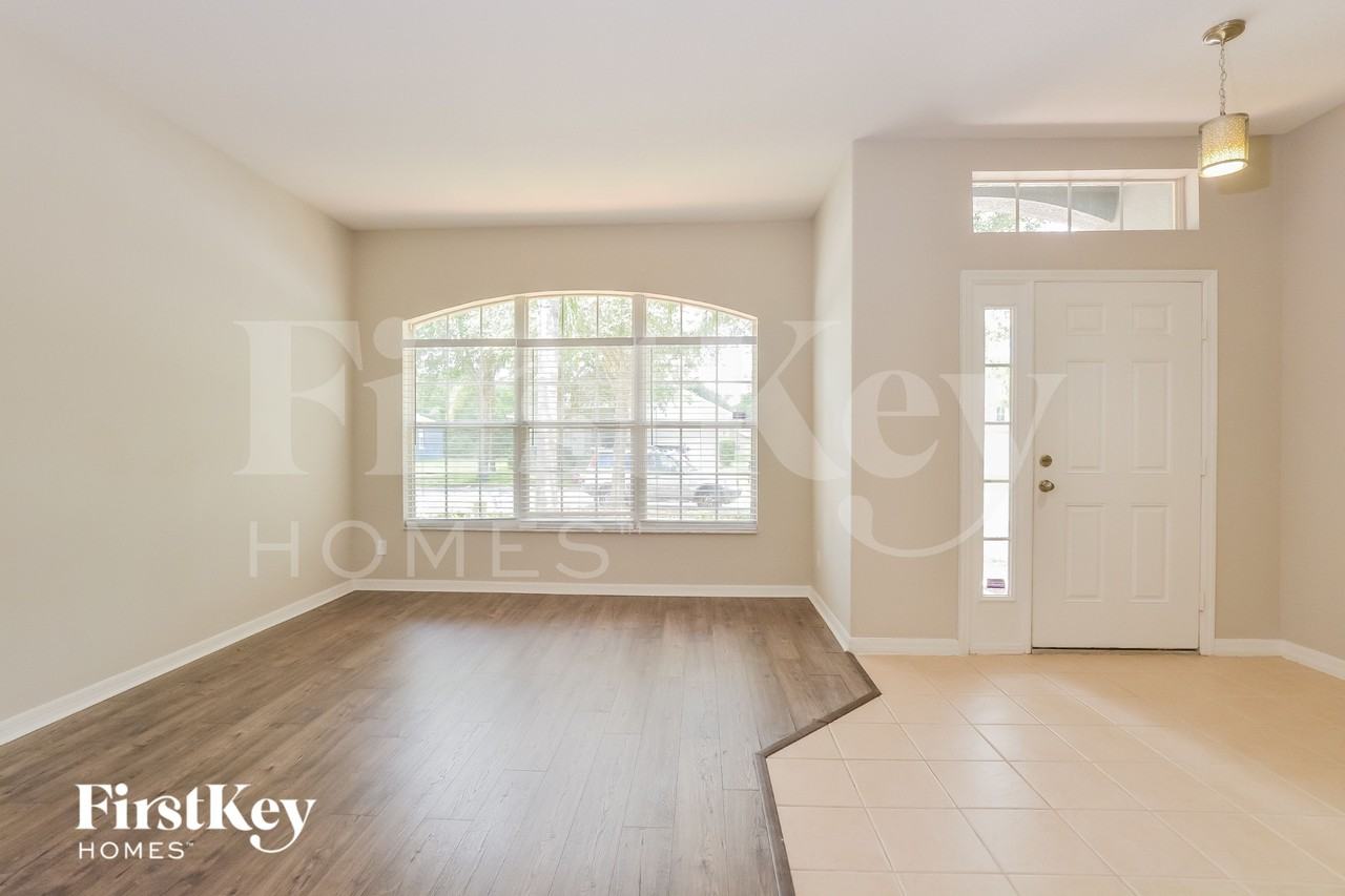 14832 Faberge Dr - Photo 2 of 16