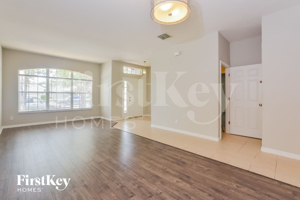 14832 Faberge Dr - Photo 3 of 16