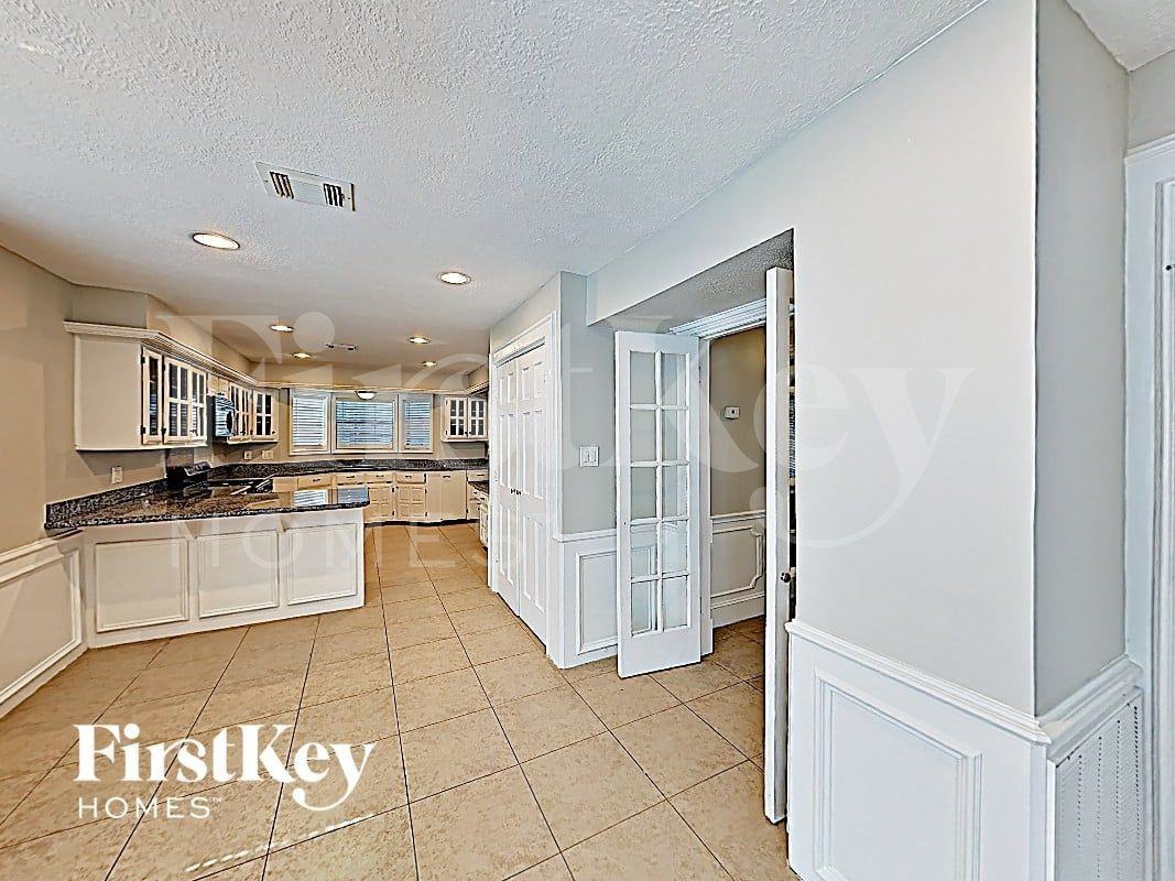 12710 Ivyforest Dr - Photo 5 of 17