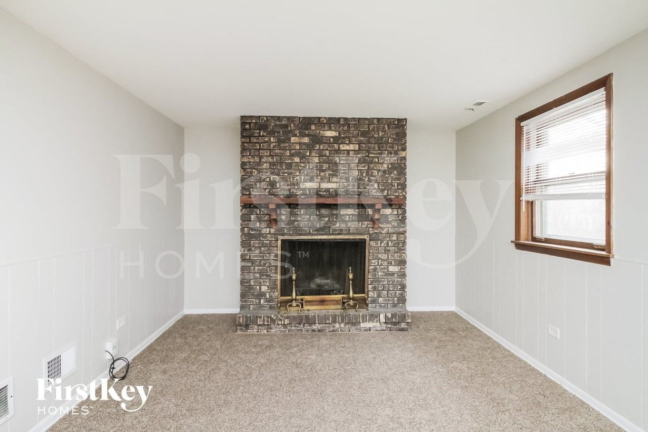 1253 187th St - Photo 7 of 14