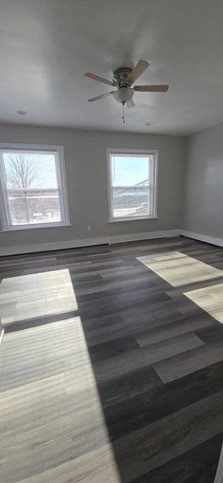 822 E River Dr #2 - Photo 4 of 9