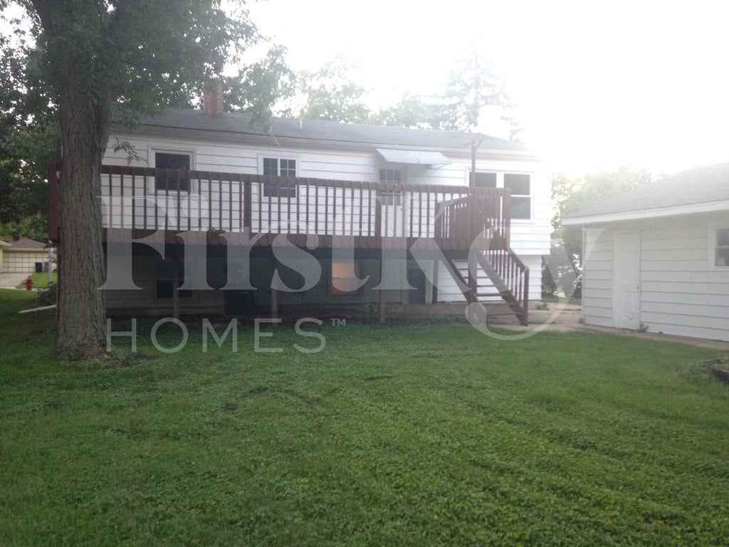 185 Pauline Dr - Photo 2 of 3