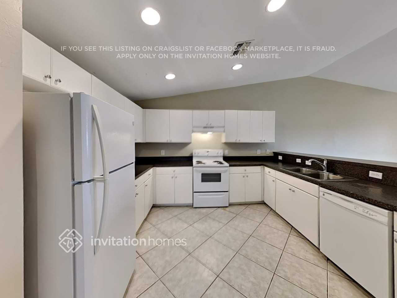 4822 Leonard Blvd S - Photo 6 of 18