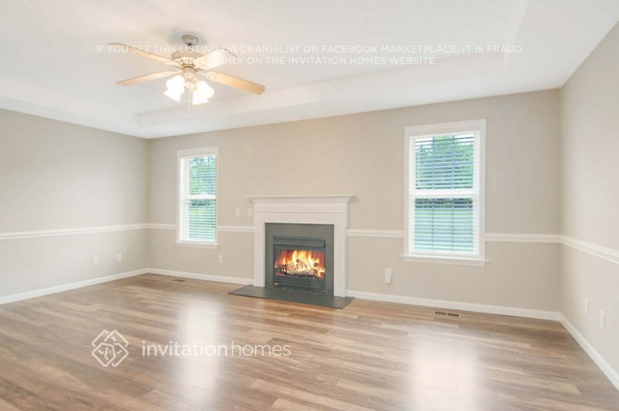 386 Rosa Cir - Photo 3 of 21