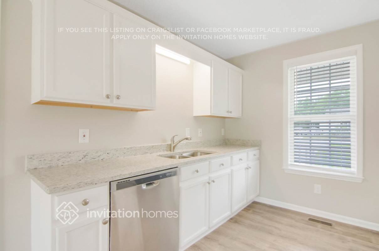386 Rosa Cir - Photo 7 of 21