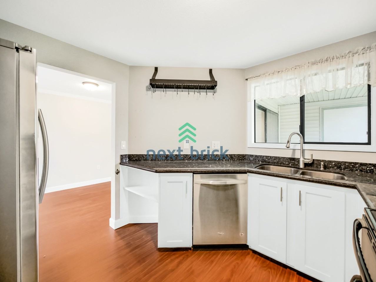 12229 100th Ave Ne #B108 - Photo 4 of 15