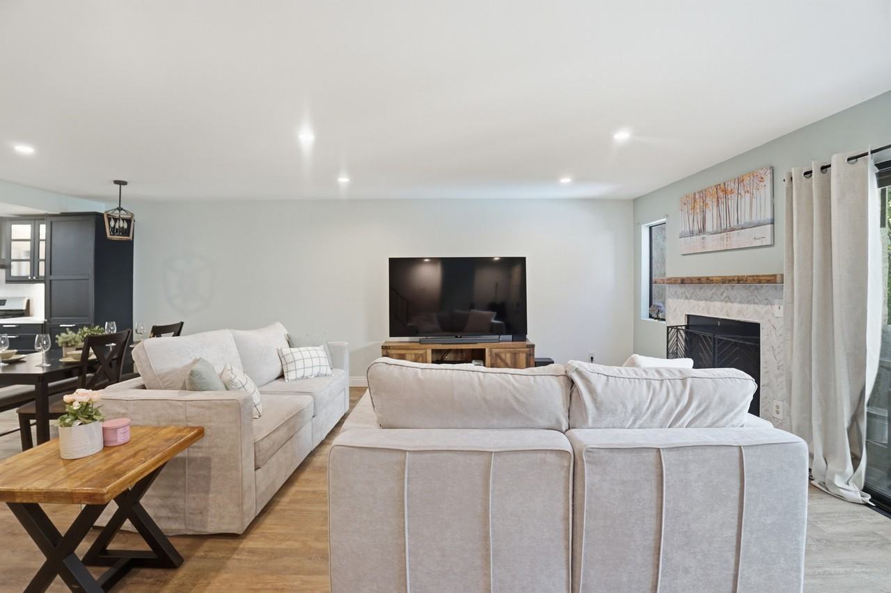 9960 Owensmouth Ave #1 - Photo 7 of 35
