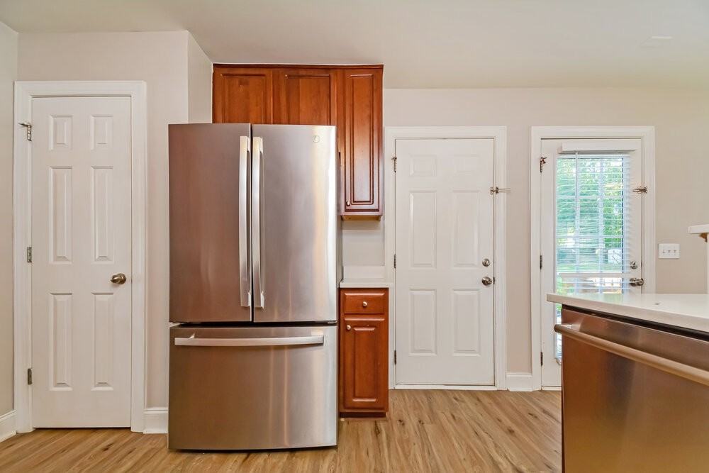 225 Braxcarr St - Photo 6 of 17