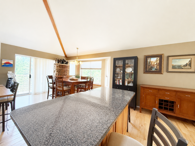 634 Ne Dawn Rd #1 - Photo 6 of 41