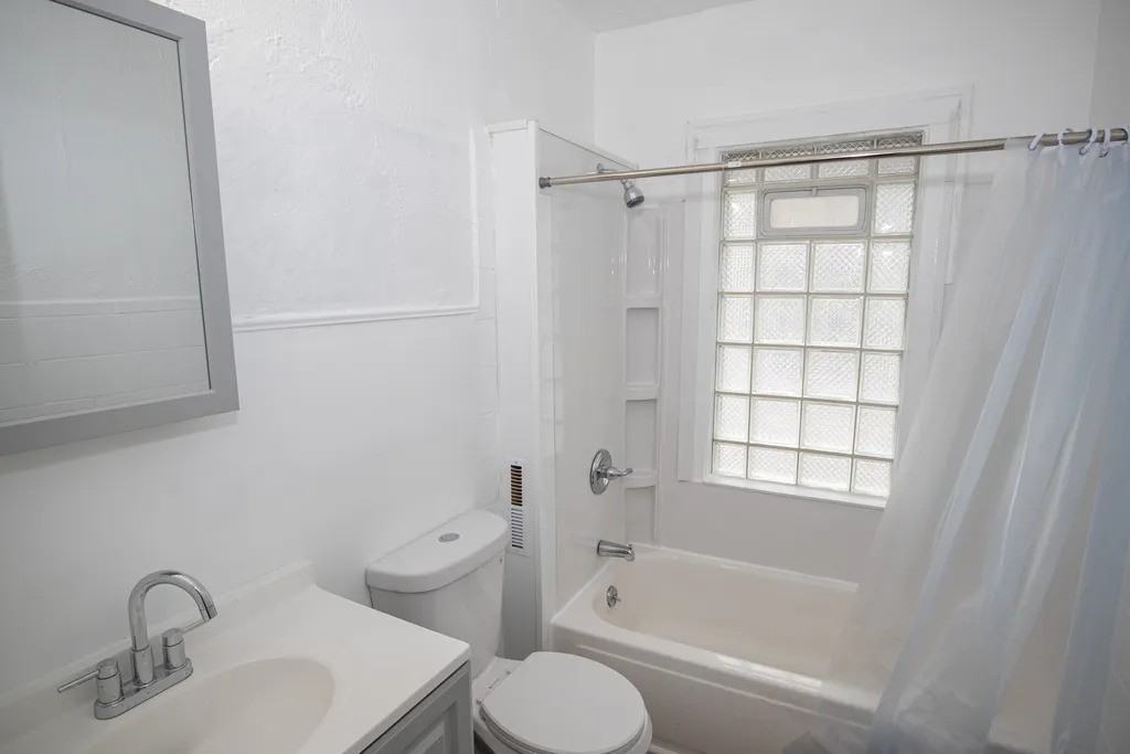 13706 Coit Rd Lowr #1 - Photo 4 of 12
