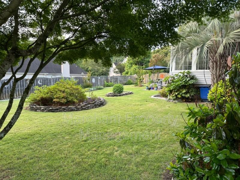 8 Capstone Ct - Photo 6 of 7