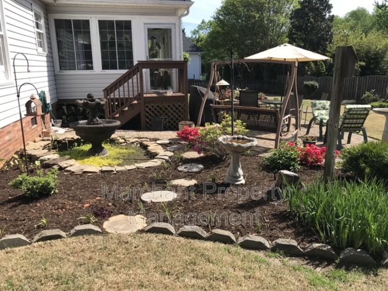 8 Capstone Ct - Photo 7 of 7